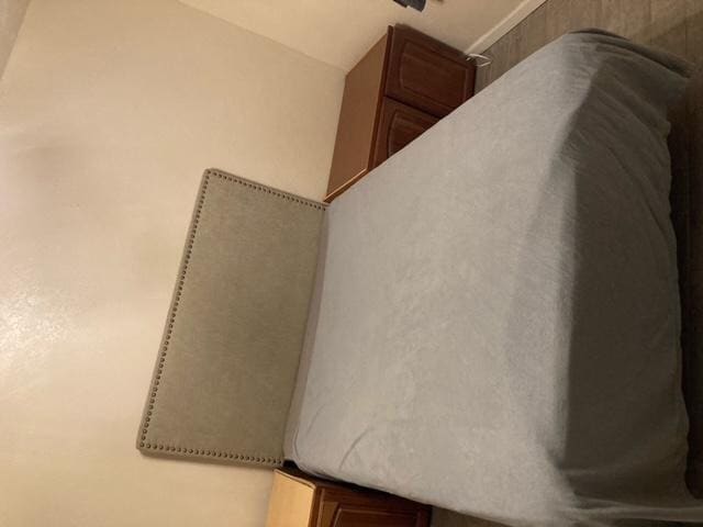 Building Photo - 2011 N Van Ness Ave