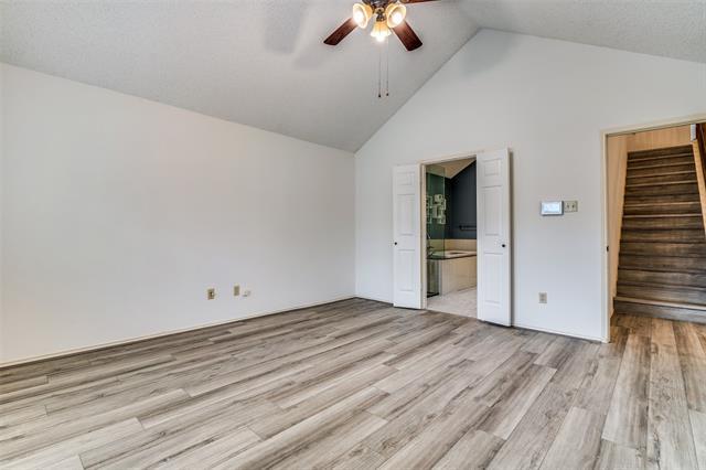 Building Photo - 524 Raintree Cir