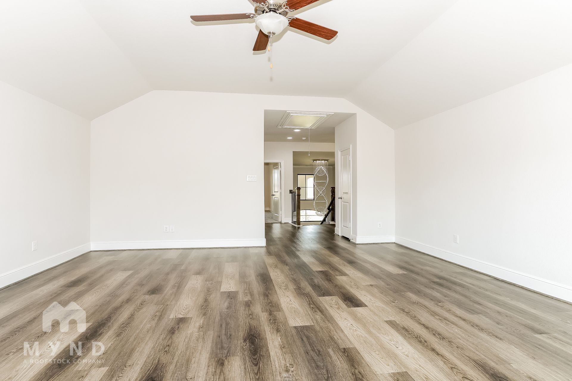 Building Photo - 30627 S Creek Way