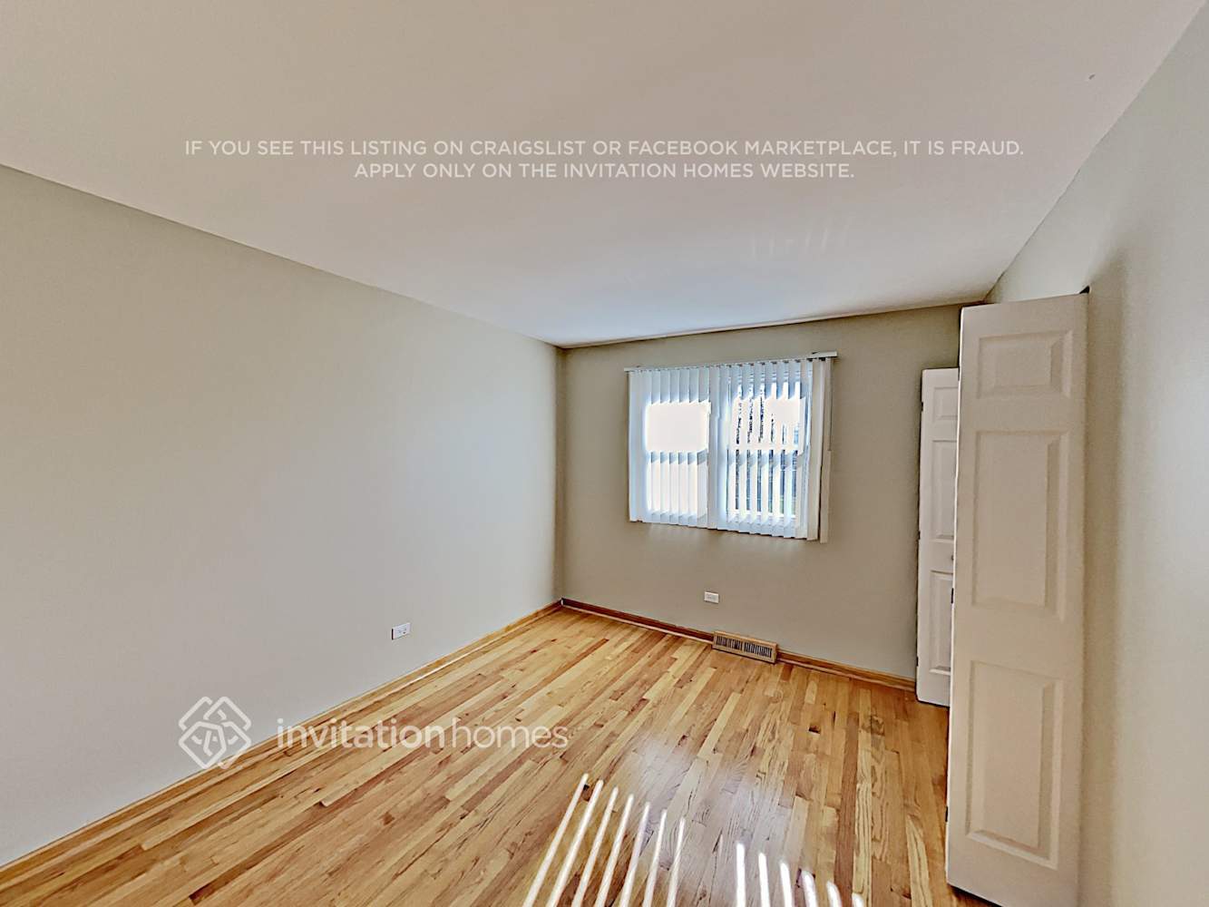 Building Photo - 13601 Cherry Ln