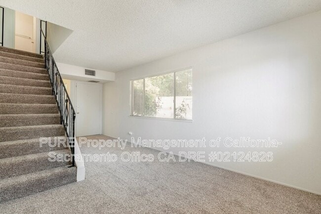 Building Photo - 1201 Rodeo Way