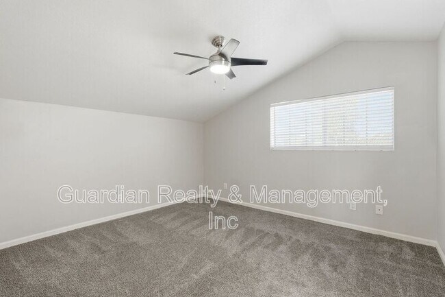 Building Photo - 4397 S Potter Dr