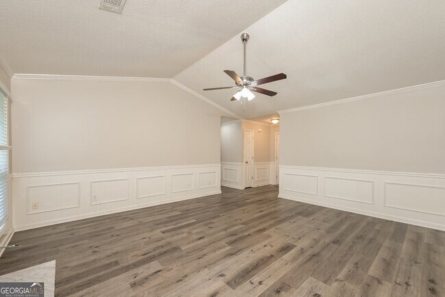 Building Photo - 422 Shoal Cir