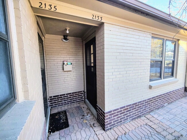 Building Photo - 2133 S Grant St