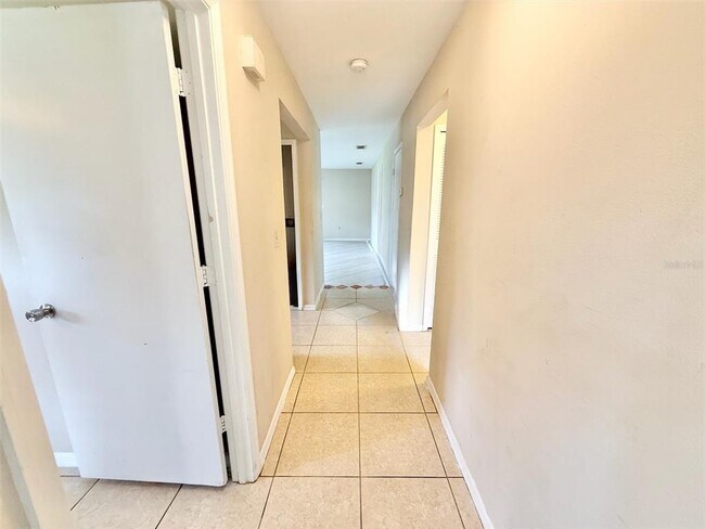 Building Photo - 2239 Margarita Ct