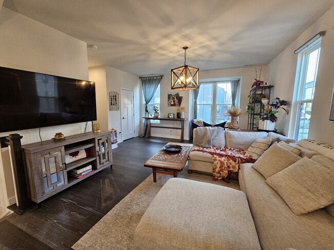 Building Photo - 15 Stinson Rd