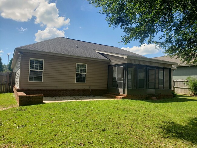 Building Photo - Valley Chase Subdivision!