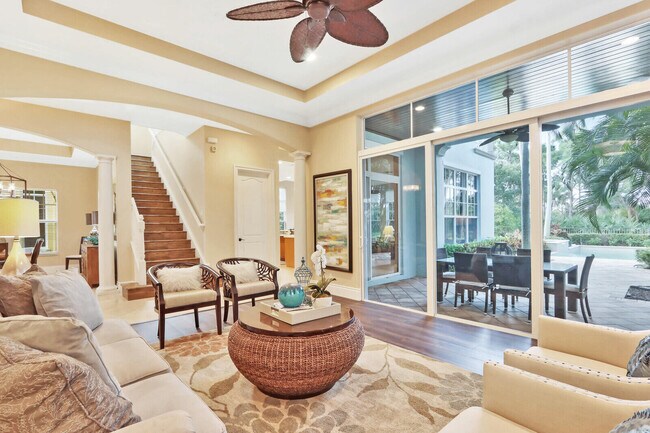 Building Photo - 124 Tulip Tree Ct