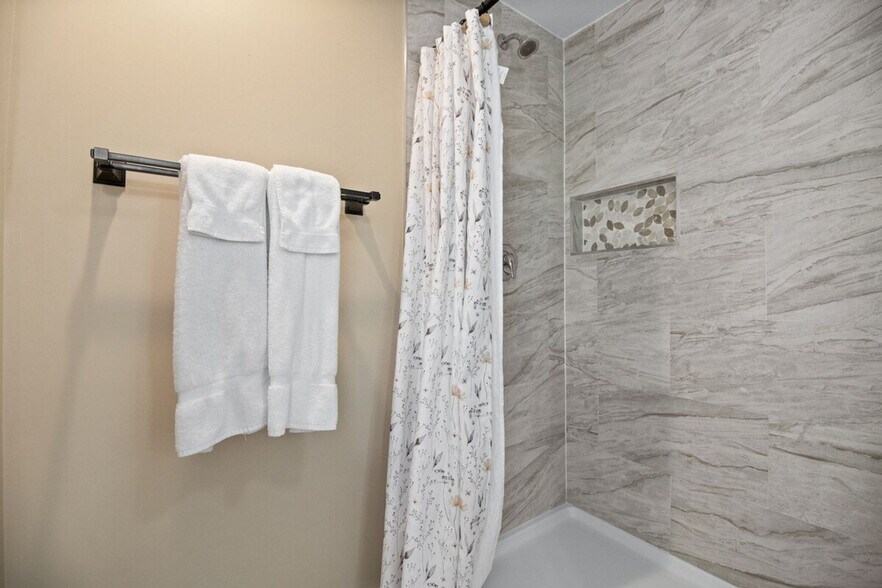 Building Photo - 502 Liberty St