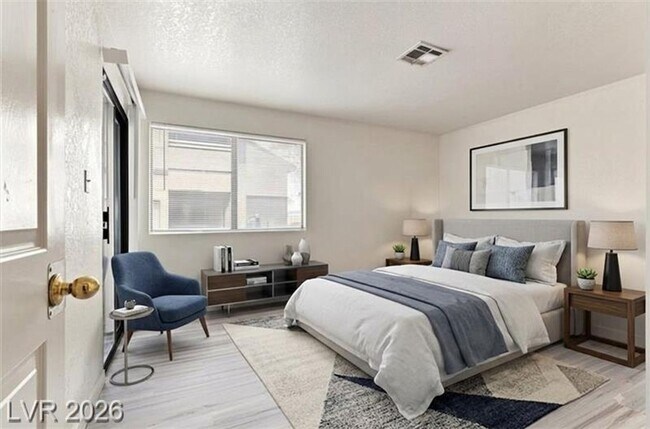 Building Photo - 5042 S Rainbow Blvd