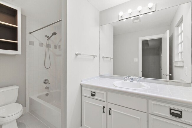 Building Photo - Stunning Rice Military Rental – Gated, Spa...