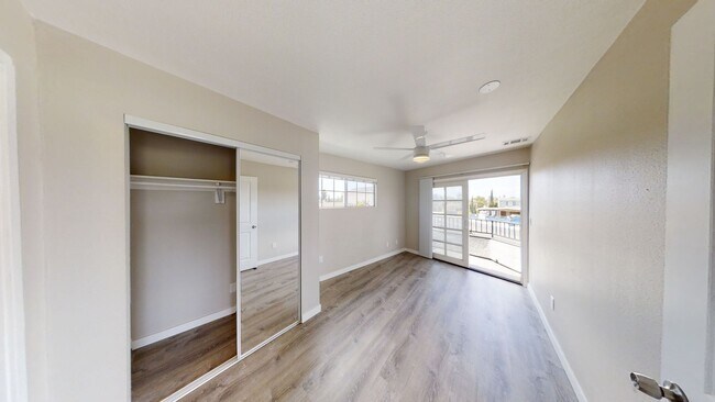 Building Photo - Newly Renovated! 4BD + Attached Studio (Le...