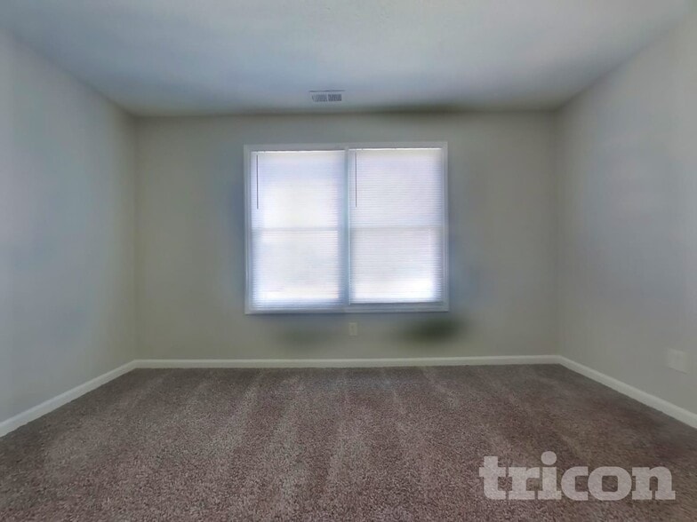 Building Photo - 106 Sunburst Cir