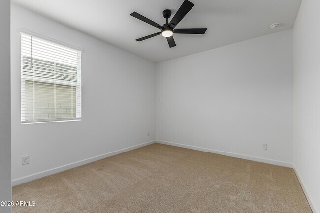 Building Photo - 6949 W Buckhorn Trail