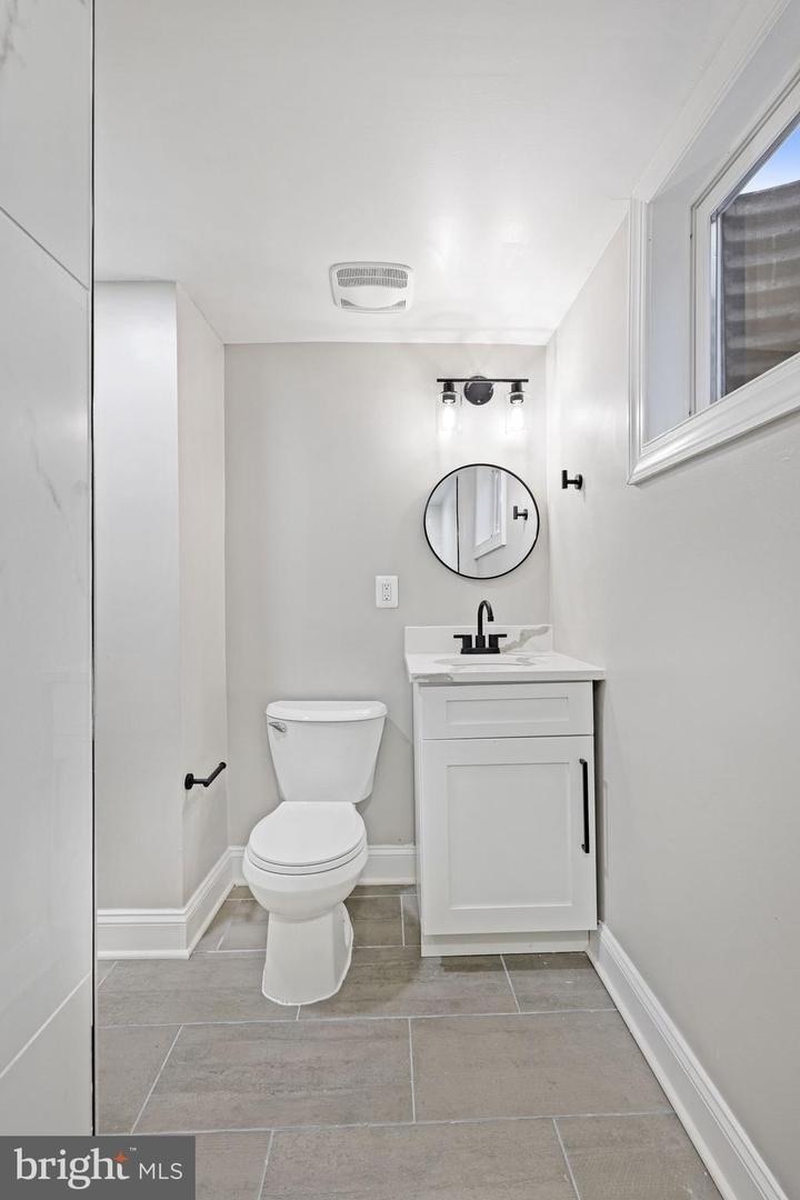 Building Photo - 2929 Stanton Ave