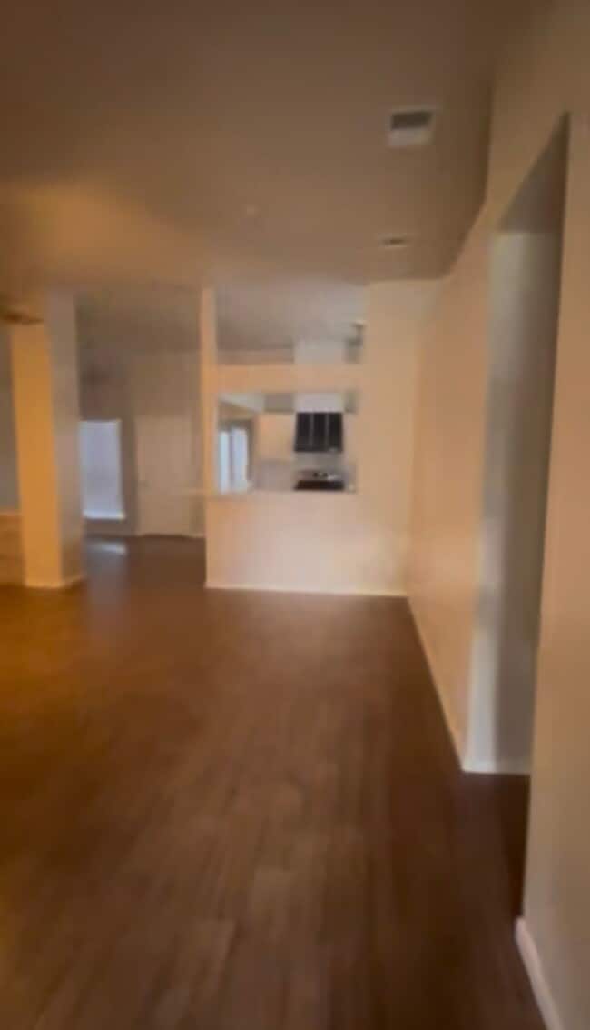 Building Photo - 1710 Blindlake Dr