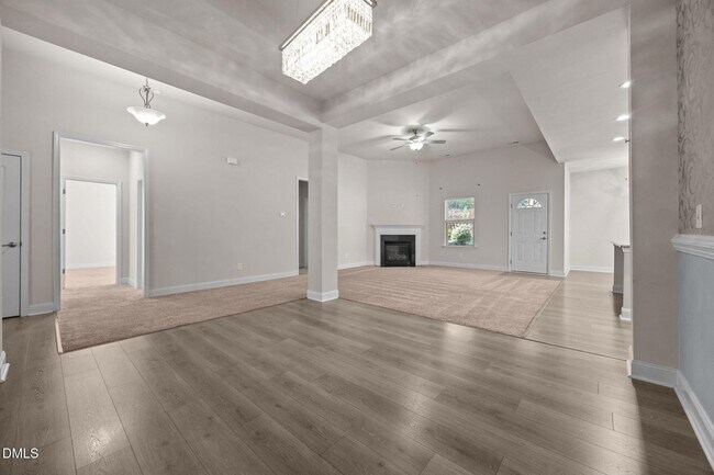 Building Photo - 75 Rolling Waters Ct