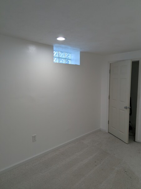 Building Photo - 6645 Queens Park Ave