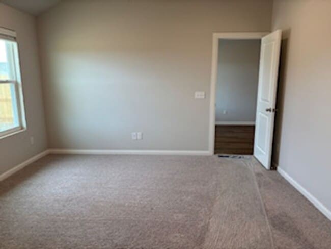 Building Photo - Newly Built!