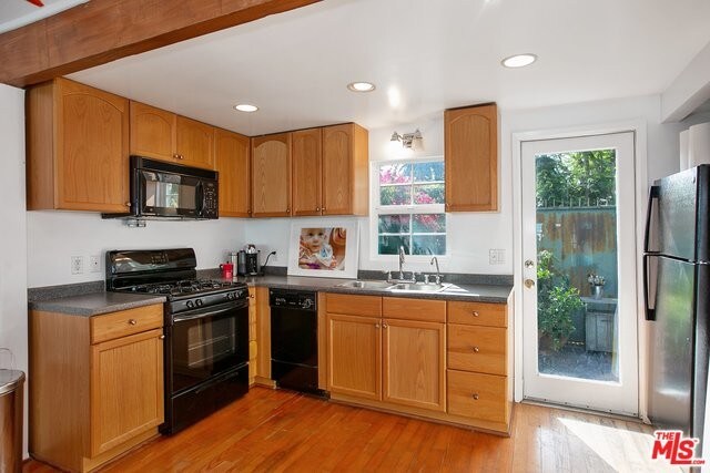 Building Photo - 619 Milwood Ave