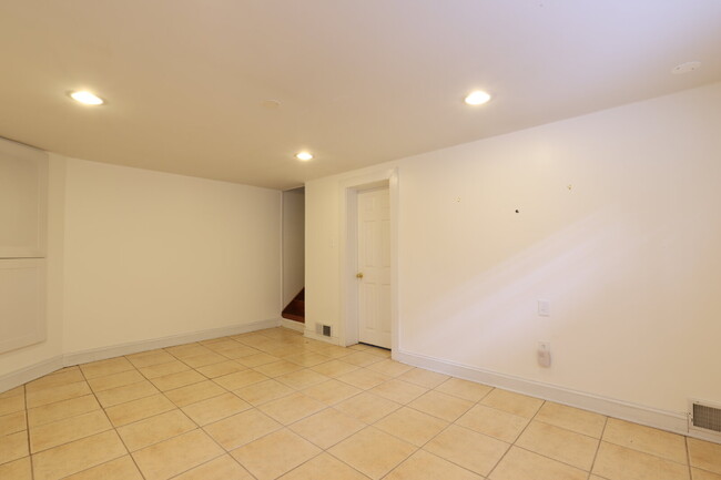Building Photo - Welcome Home!