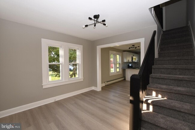 Building Photo - 14 Delaware Ave