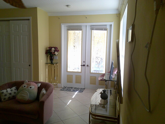 Building Photo - 6425 Royal Palm Beach Blvd