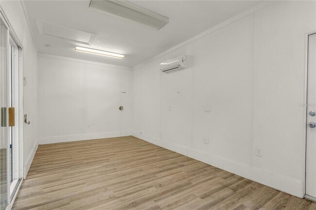 Building Photo - 4831 Rummell Rd