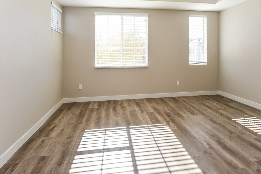 Building Photo - 6282 Hopeful Light Ave