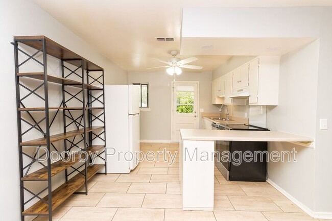 Building Photo - 4134 Bennett Rd