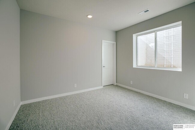 Building Photo - 21144 Jessie Ave