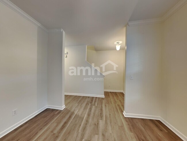 Building Photo - 4012 Lawrence Daniel Dr