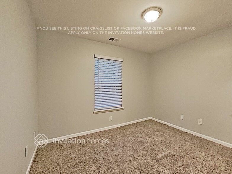 Building Photo - 38 Lilyfield Ln