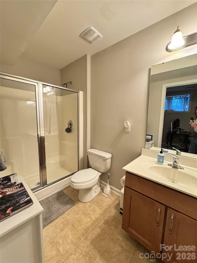 Building Photo - 280 W Bland St