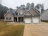 Building Photo - Carolina Lakes- Maplewood Drive