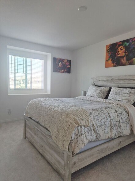 Building Photo - 30436 Adrift Ln