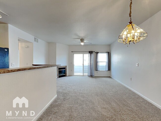 Building Photo - 5536 Lewis Ct