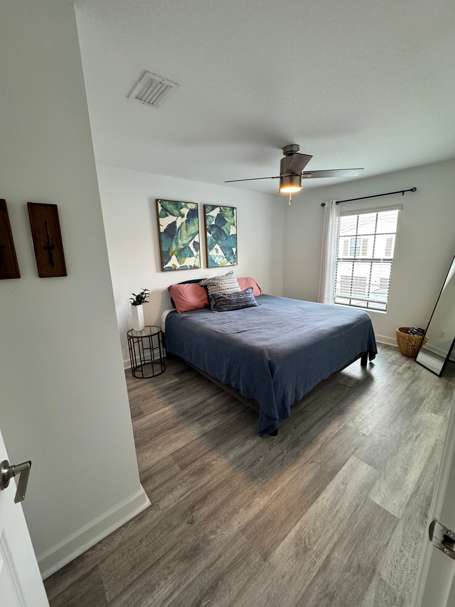 Building Photo - 1011 White Oak Ter