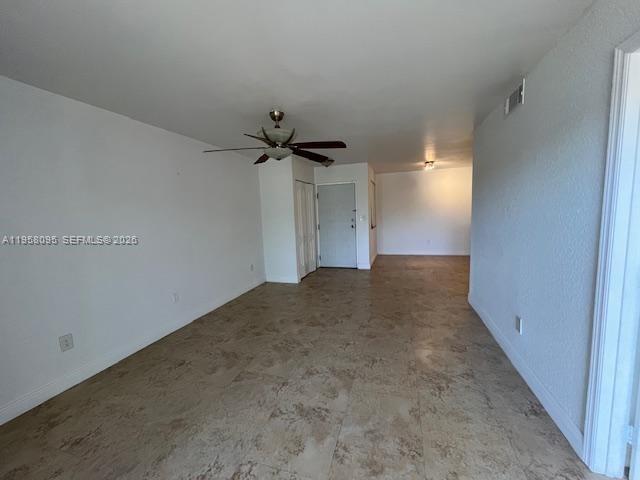 Building Photo - 2880 N Oakland Forest Dr
