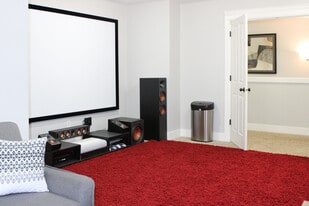 Building Photo - 7801 Rushmore Ave NE