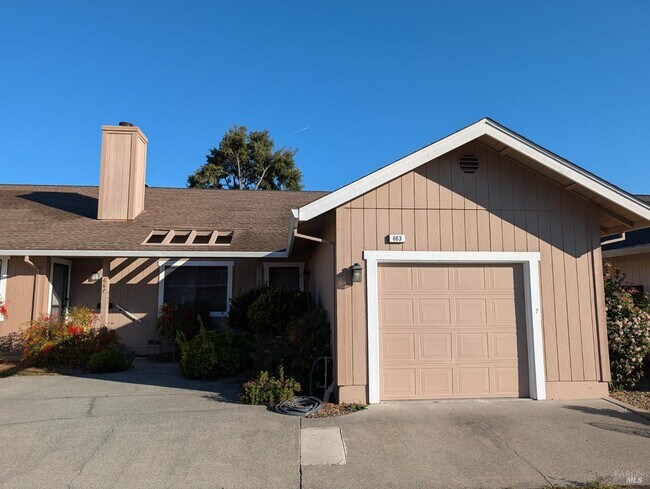 Building Photo - 663 Spring Ln