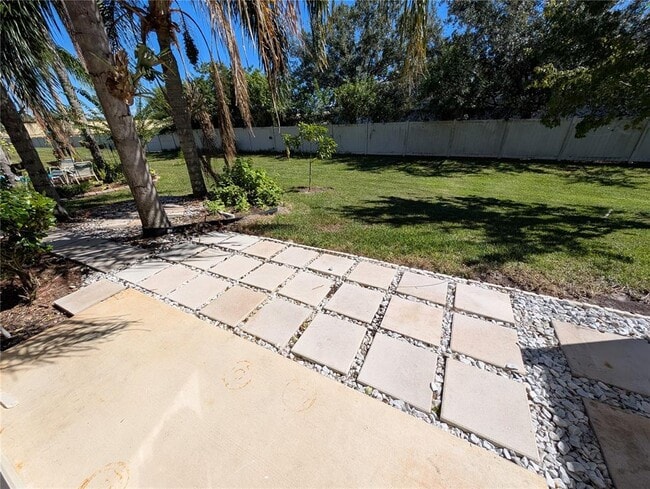 Building Photo - 2203 Chatham Pl Dr