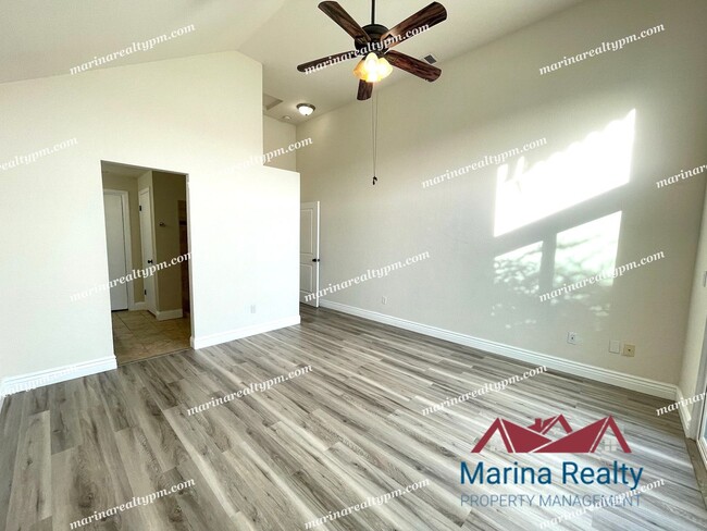 Building Photo - Available August 1st   Waterview Large Bal...
