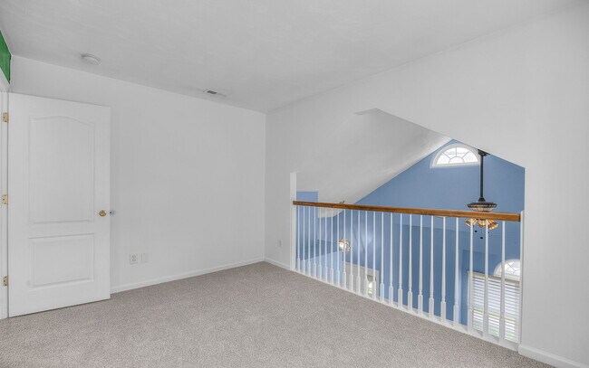 Building Photo - 1553 Wynd Crest Way