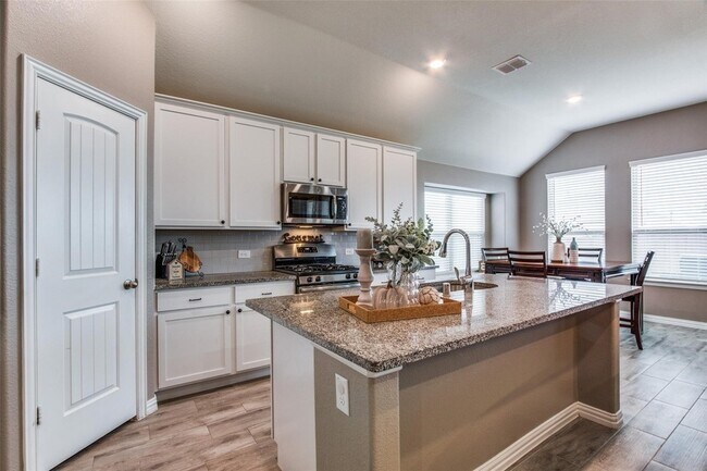 Building Photo - 14813 Gilley Ln