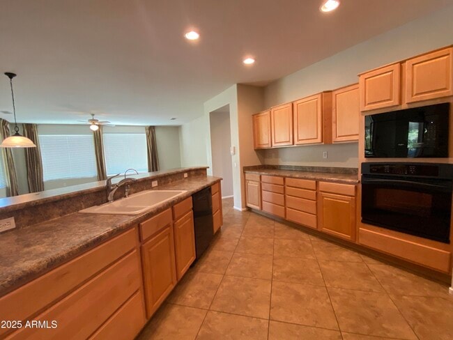 Building Photo - 21705 N Black Bear Lodge Dr