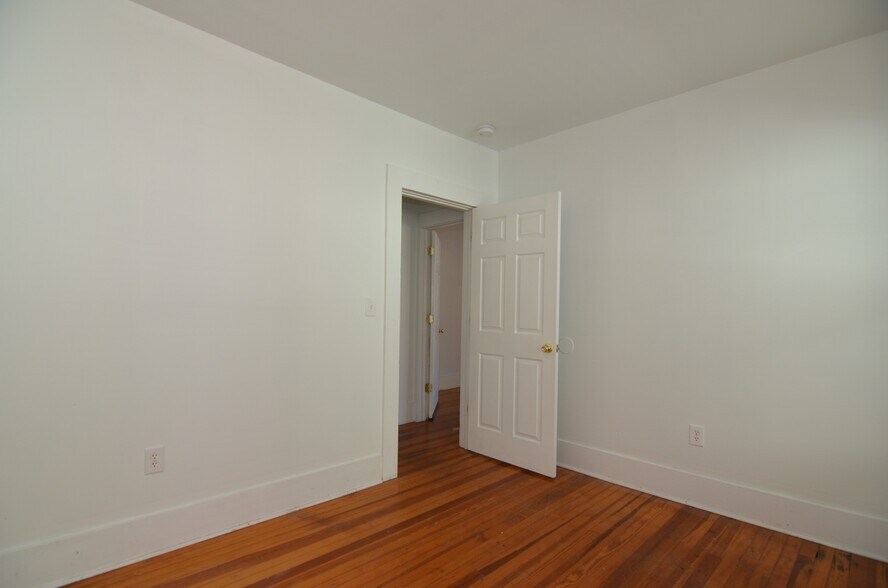 Building Photo - 740 Harrison Ave