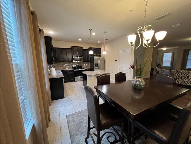 Building Photo - 10742 Sunset Ridge Ln