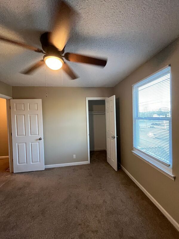 Building Photo - 2542 Highland Trace Dr