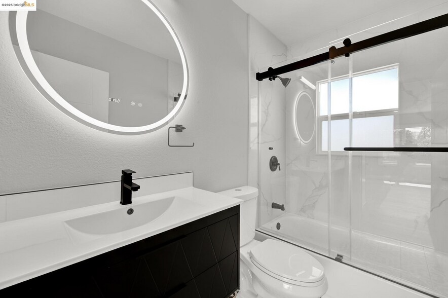 Bathroom - 1120 59th St